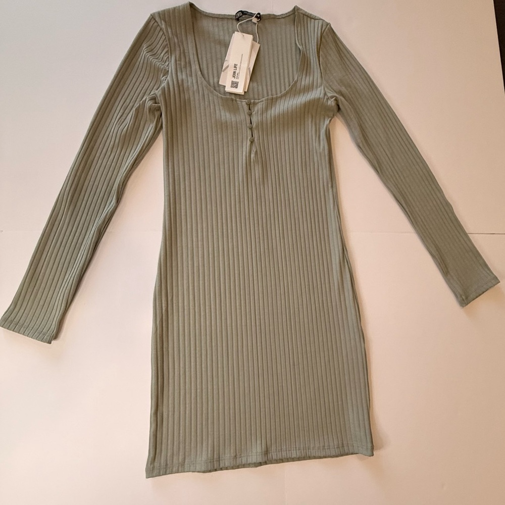 Long Sleeve dress green zara - Picture 8 of 8